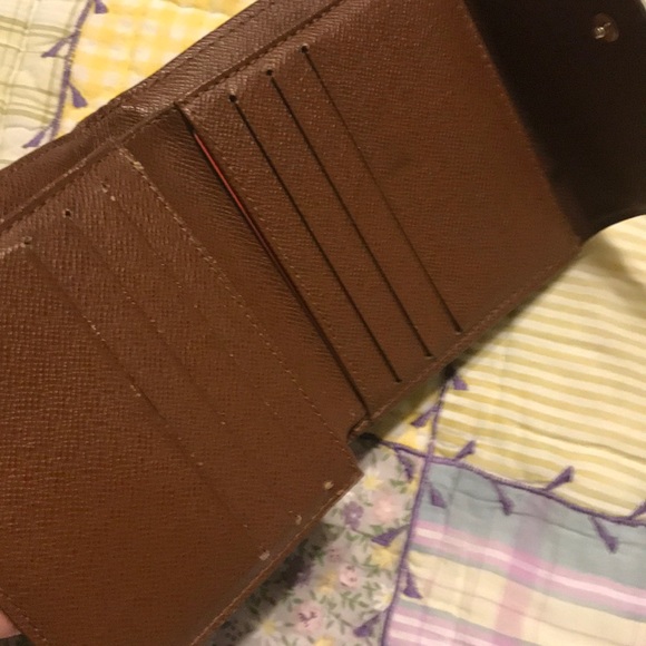 🚫SOLD 🚫AUTHENTIC LV WALLET - Picture 5 of 6